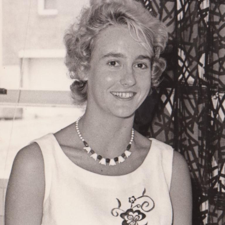 Dr Patricia Elizabeth Mutton